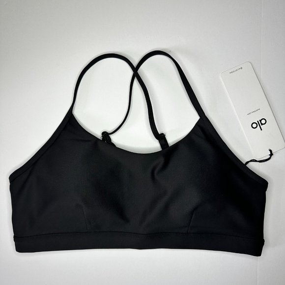 ALO YOGAAIRLIFT INTRIGUE BRA